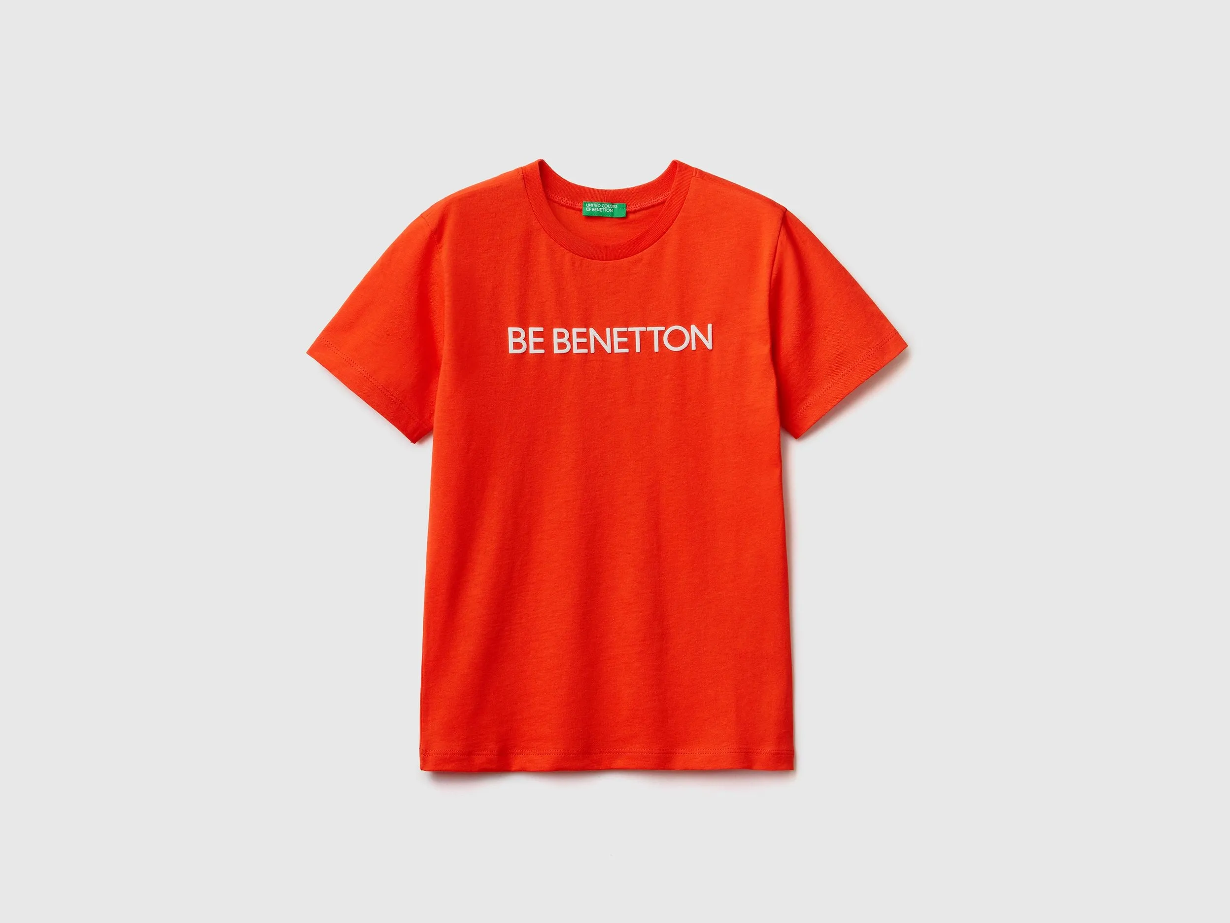 100% organic cotton t-shirt with logo