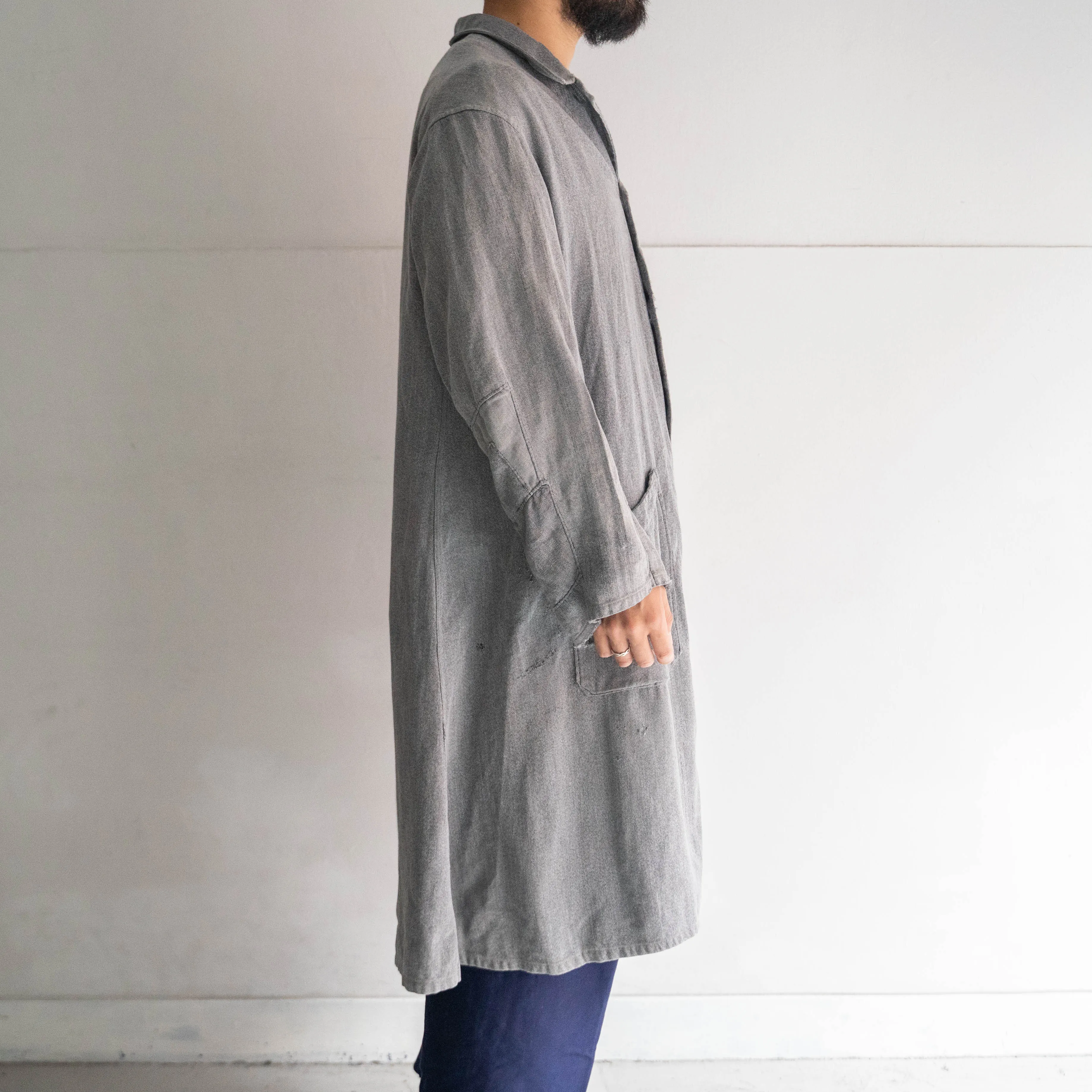 1950-60s France black chambray atelier coat