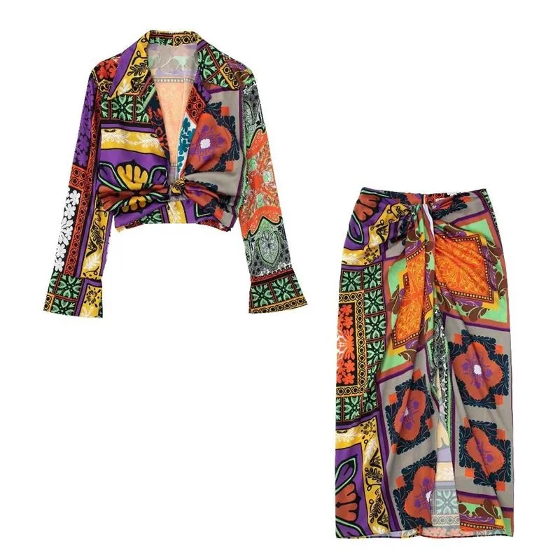 Beverly vintage Set with Split Skirt