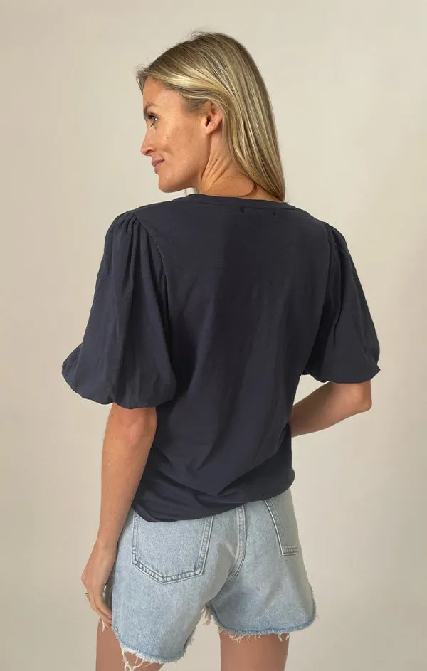 Dakota Tee